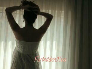 ForbiddenKiss_