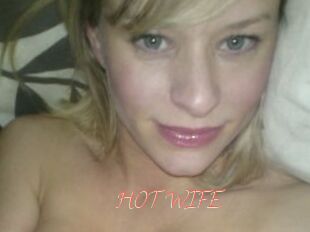 HOT_WIFE