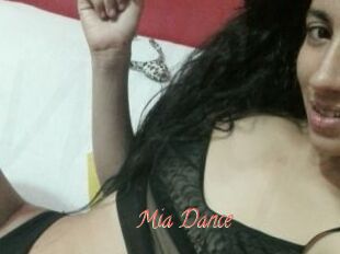 Mia_Dance