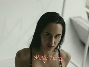 Molly_Hazze