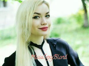 MusaSexyBlond