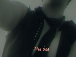 Mia_bad