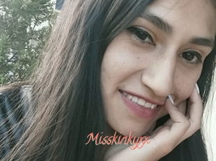 Misskinkyxx