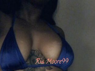 Ria_Moore99