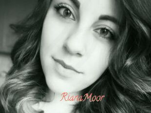 RianaMoor